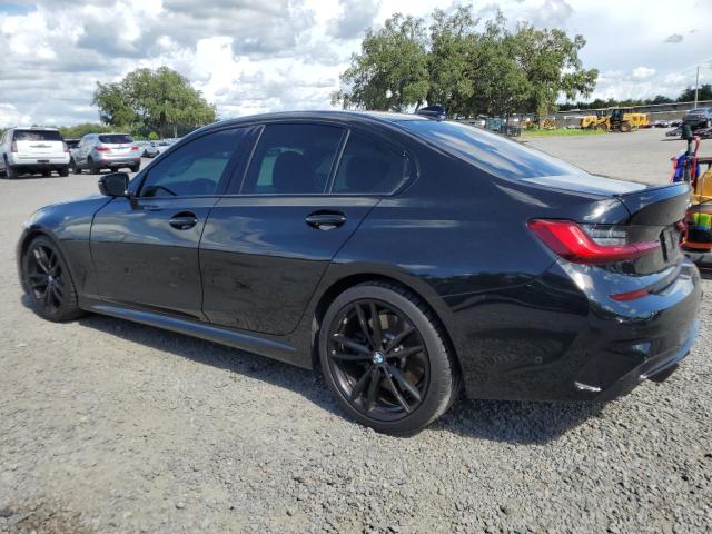 3MW5U7J08M8C08959 - 2021 BMW M340I BLACK photo 2