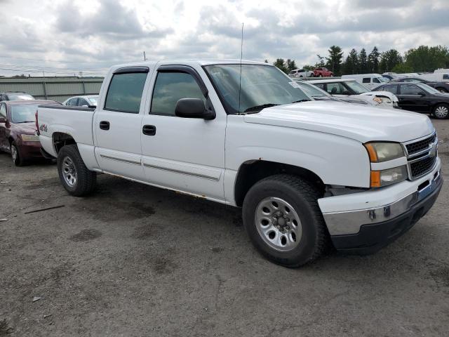 2GCEK13V071113376 - 2007 CHEVROLET SILVERADO K1500 CLASSIC CREW CAB WHITE photo 4