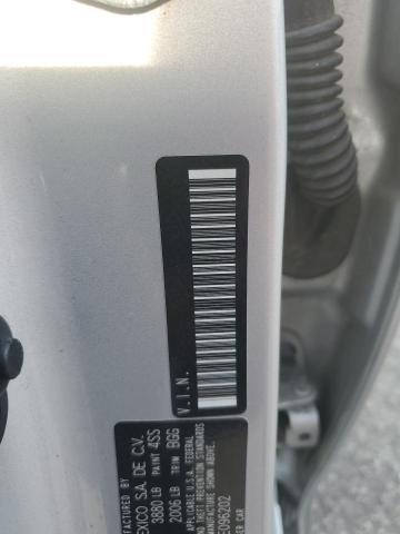 3KPFK4A73HE096202 - 2017 KIA FORTE LX SILVER photo 12