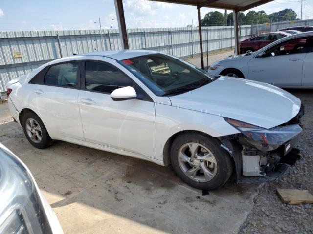 5NPLL4AG6NH060060 - 2022 HYUNDAI ELANTRA SE WHITE photo 4