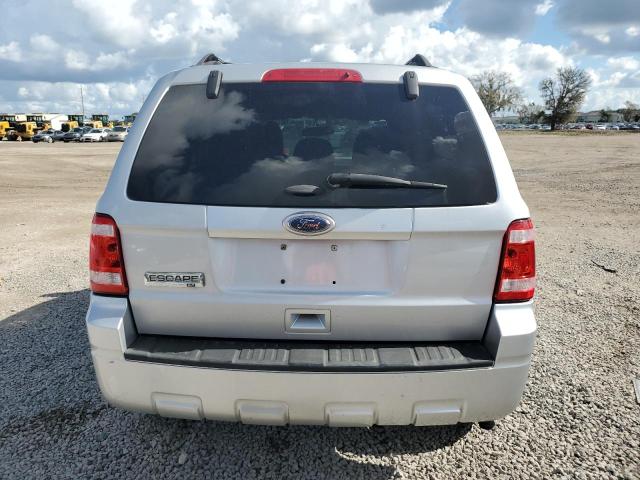 1FMCU9D70BKC38222 - 2011 FORD ESCAPE XLT SILVER photo 6