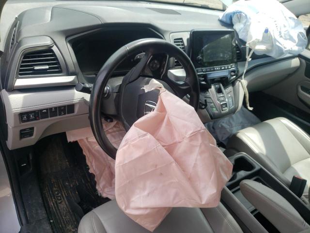 5FNRL6H78JB022480 - 2018 HONDA ODYSSEY EXL Արծաթագույն լուսանկար 8