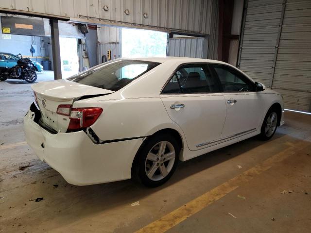 4T1BF1FK3EU778438 - 2014 TOYOTA CAMRY L WHITE photo 3