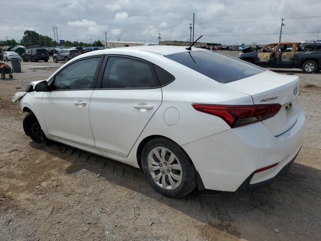 3KPC24A38JE025549 - 2018 HYUNDAI ACCENT SE Blanc photo 2