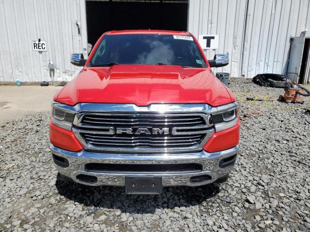 1C6SRFDT3LN122257 - 2020 RAM 1500 LARAMIE RED photo 5