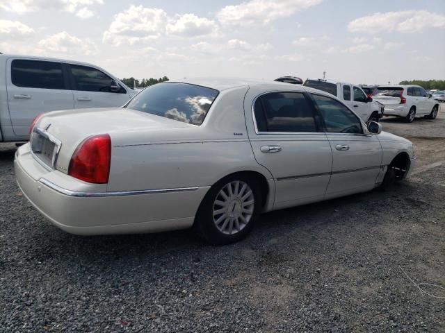 1LNHM83WX4Y682247 - 2004 LINCOLN TOWN CAR ULTIMATE WHITE photo 3