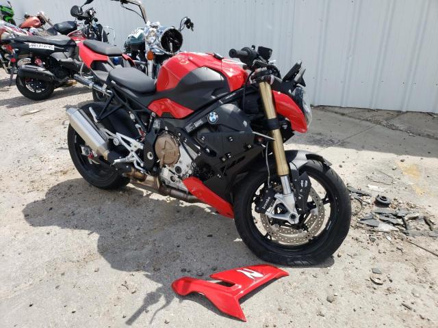 WB10E5300N6F47963 - 2022 BMW S 1000 R RED photo 1