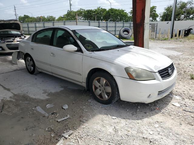 1N4AL11D15C278484 - 2005 NISSAN ALTIMA 2.5 S WHITE photo 4