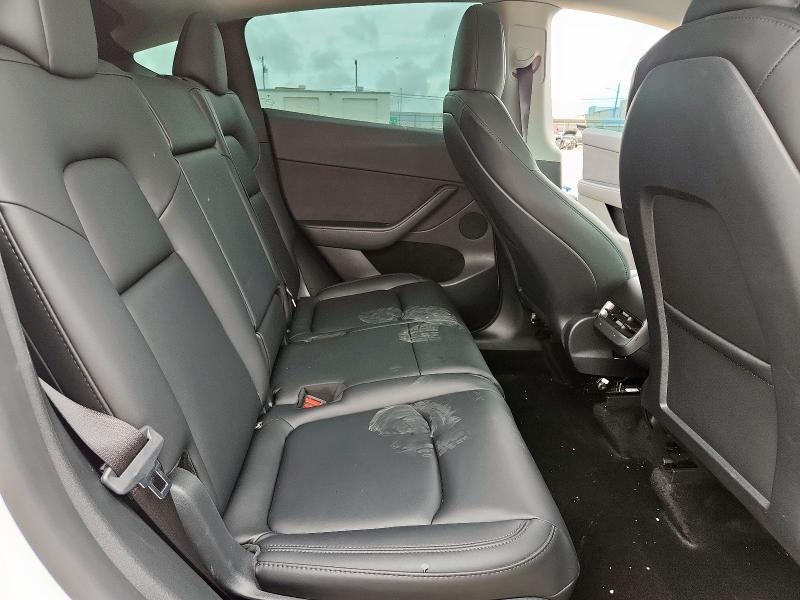 7SAYGAEE6PF802463 - 2023 TESLA MODEL Y WHITE photo 10