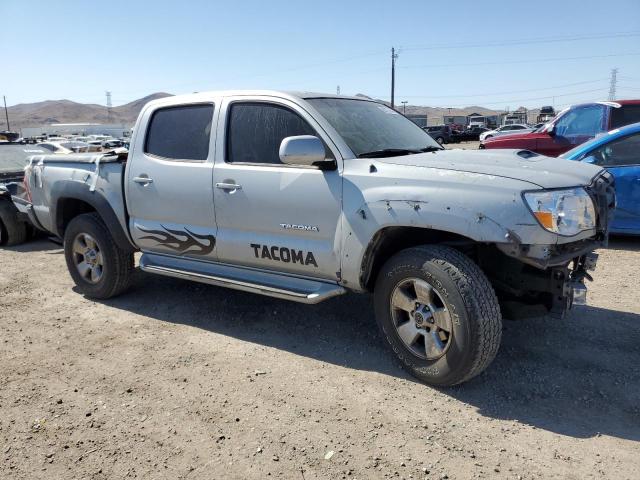 5TEJU62N35Z121200 - 2005 TOYOTA TACOMA DOUBLE CAB PRERUNNER SILVER photo 4