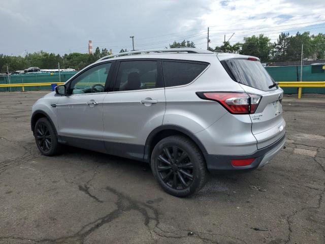 1FMCU9J94JUC61995 - 2018 FORD ESCAPE TITANIUM Күміс фото 2