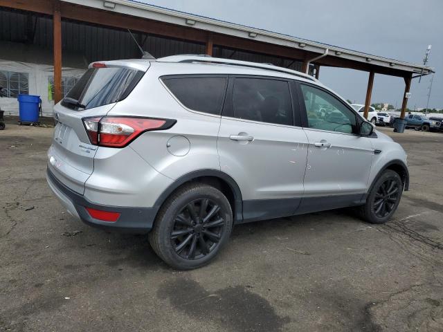 1FMCU9J94JUC61995 - 2018 FORD ESCAPE TITANIUM Күміс фото 3