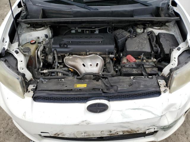 JTLZE4FE7EJ065047 - 2014 TOYOTA SCION XB WHITE photo 11