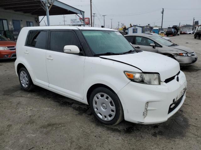 JTLZE4FE7EJ065047 - 2014 TOYOTA SCION XB WHITE photo 4