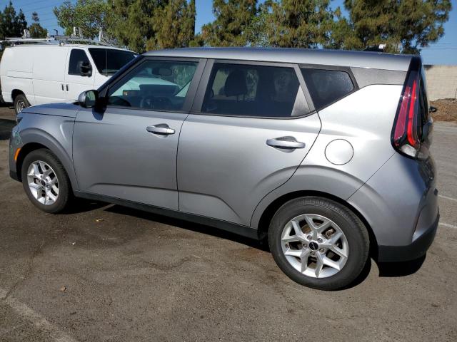 KNDJ23AUXP7861592 - 2023 KIA SOUL LX GRAY photo 2