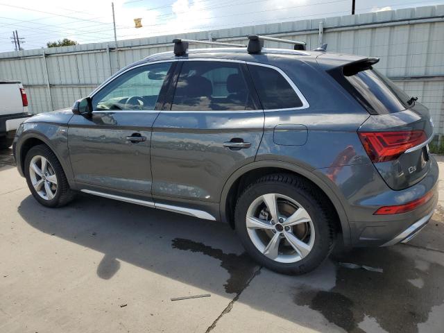 WA1E2AFY0M2063509 - 2021 AUDI Q5 PREMIUM PLUS GRAY photo 2