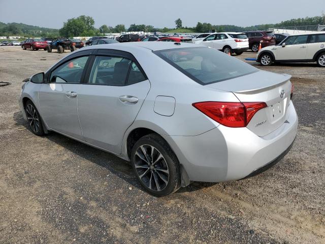 2T1BURHE8HC862241 - 2017 TOYOTA COROLLA L SILVER photo 2