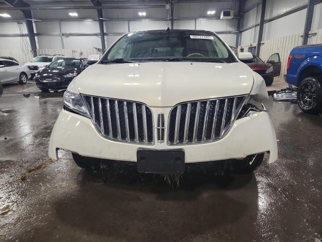 2LMDJ8JK2DBL05601 - 2013 LINCOLN MKX WHITE photo 5