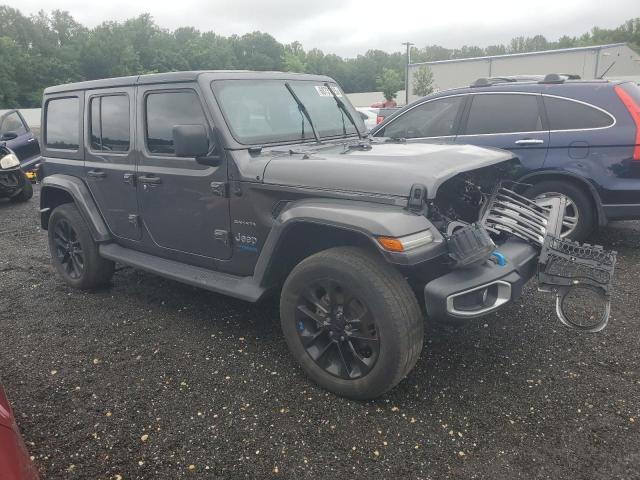 1C4JJXP62NW275037 - 2022 JEEP WRANGLER U SAHARA 4XE CHARCOAL photo 4