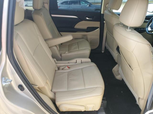 5TDJKRFH6GS255145 - 2016 TOYOTA HIGHLANDER XLE GOLD photo 11
