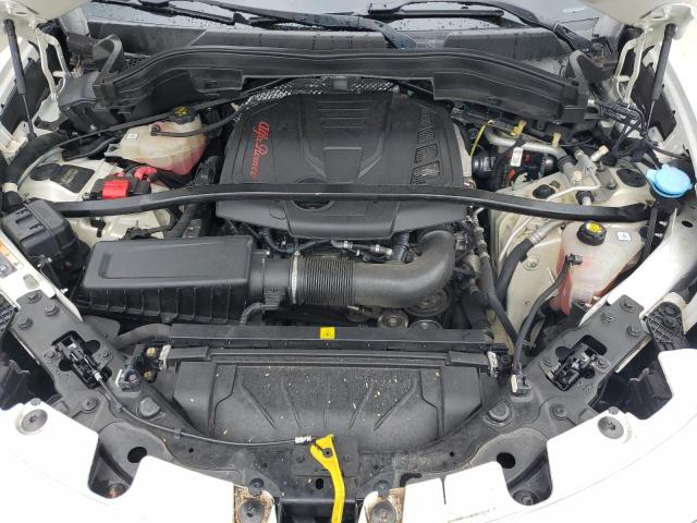 ZASFAKNN2J7B85742 - 2018 ALFA ROMEO STELVIO TI SPORT WHITE photo 11