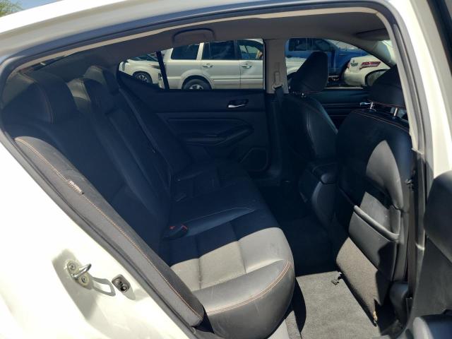 1N4BL4CV2KC203218 - 2019 NISSAN ALTIMA SR Blanc photo 10