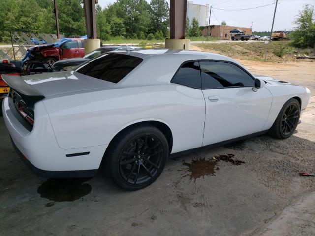 2C3CDZFJ7KH642272 - 2019 DODGE CHALLENGER R/T SCAT PACK WHITE photo 3