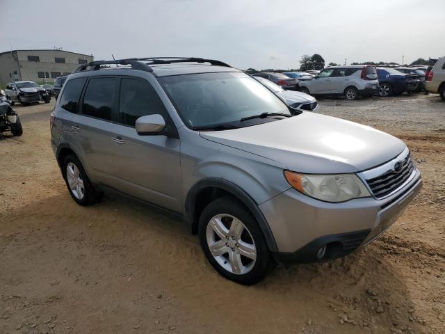 JF2SH64699H746031 - 2009 SUBARU FORESTER 2.5X LIMITED SILVER photo 4