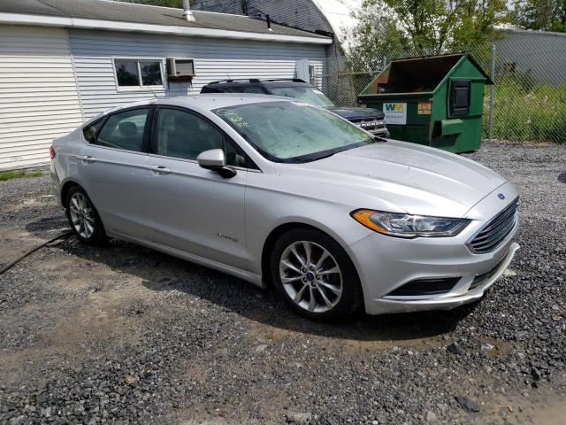 3FA6P0LU5HR223379 - 2017 FORD FUSION SE HYBRID SILVER photo 4