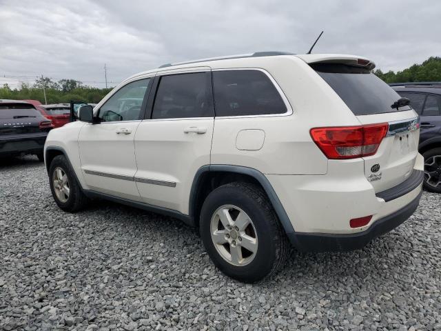 1J4RR4GG1BC654864 - 2011 JEEP GRAND CHER LAREDO WHITE photo 2