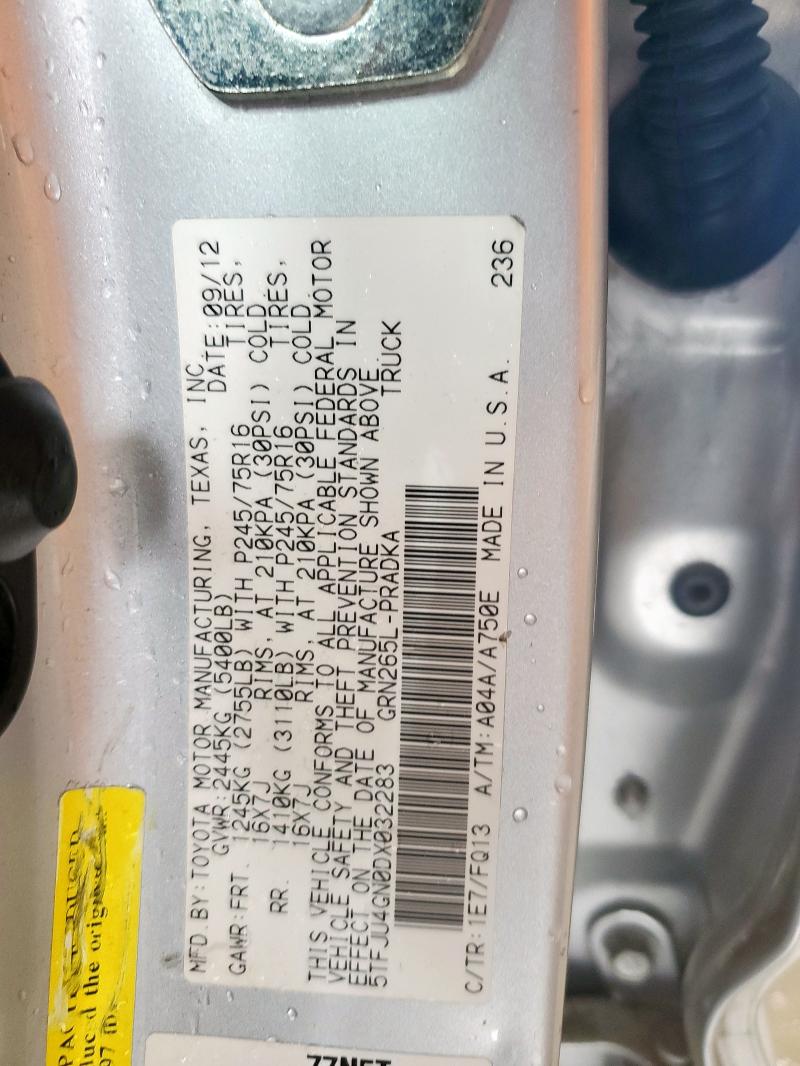 5TFJU4GN0DX032283 - 2013 TOYOTA TACOMA DOUBLE CAB PRERUNNER SILVER photo 12