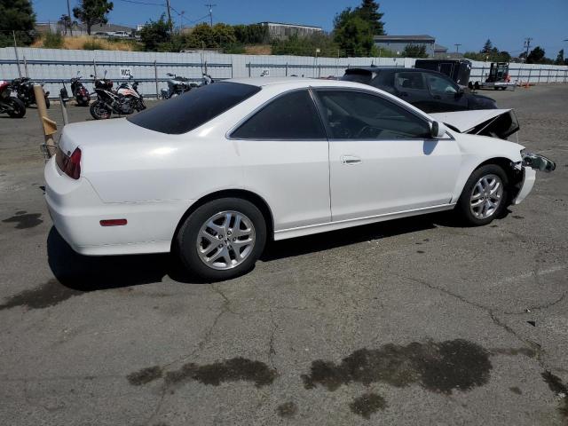 1HGCG22502A005775 - 2002 HONDA ACCORD EX WHITE photo 3