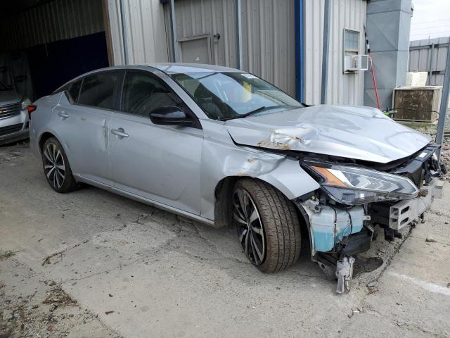 1N4BL4CV2MN310163 - 2021 NISSAN ALTIMA SR SILVER photo 4