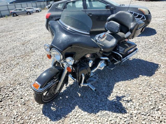 1HD1FCW156Y636670 - 2006 HARLEY-DAVIDSON FLHTCUI 黑色 照片 2