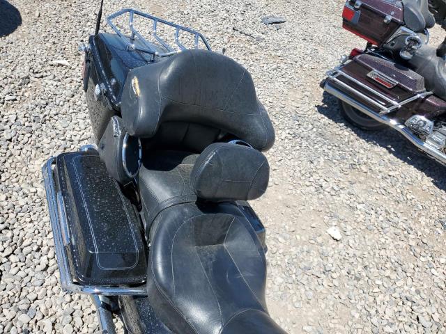 1HD1FCW156Y636670 - 2006 HARLEY-DAVIDSON FLHTCUI 黑色 照片 6