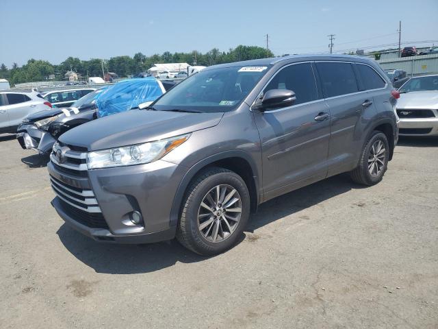 2018 TOYOTA HIGHLANDER SE, null