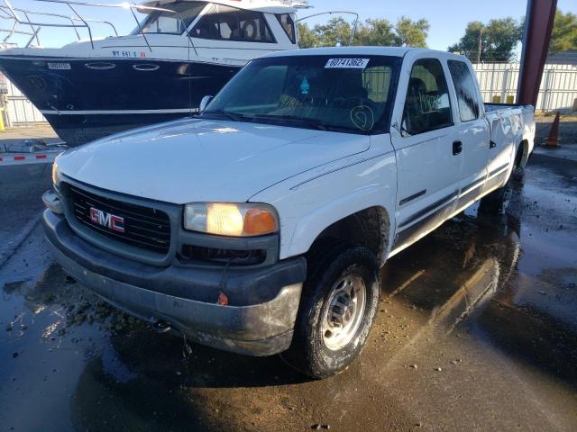 1GTHK29U51E304024 - 2001 GMC SIERRA K2500 HEAVY DUTY WHITE photo 2