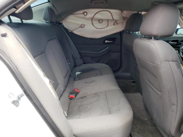 1G11B5SA8GF168048 - 2016 CHEVROLET MALIBU LIM LS WHITE photo 10