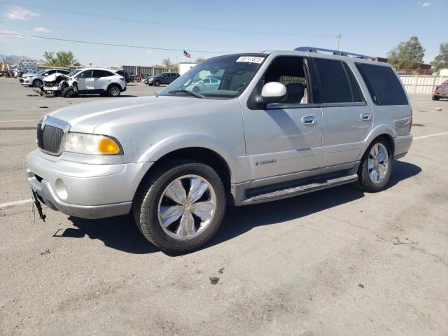 5LMEU27A0YLJ21649 - 2000 LINCOLN NAVIGATOR 银色 照片 1