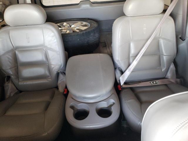 5LMEU27A0YLJ21649 - 2000 LINCOLN NAVIGATOR 银色 照片 10