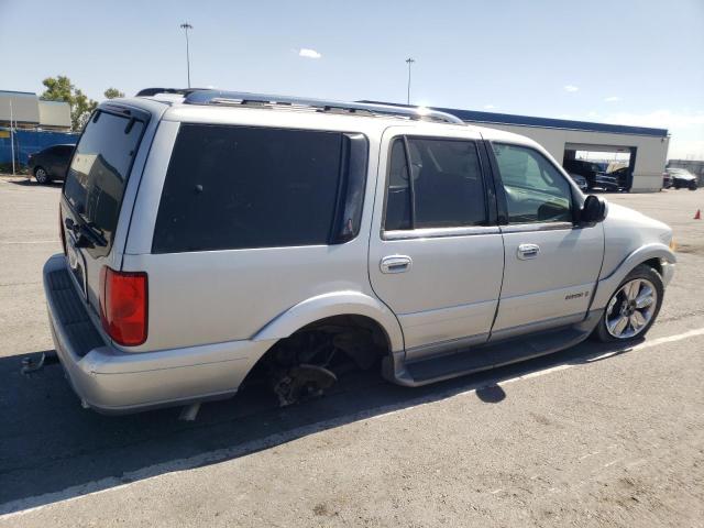 5LMEU27A0YLJ21649 - 2000 LINCOLN NAVIGATOR 银色 照片 3