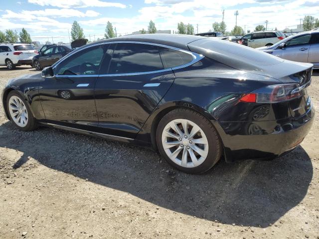 5YJSA1E23GF176008 - 2016 TESLA MODEL S შავი ფოტო 2