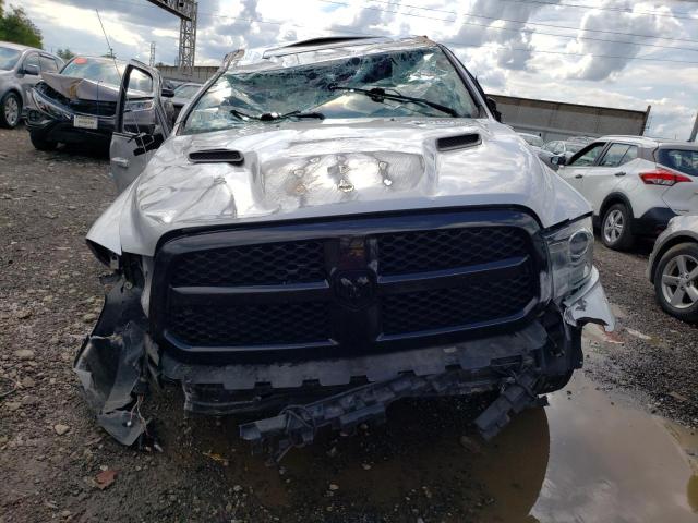 1C6RR7MT0HS621367 - 2017 RAM 1500 SPORT SILVER photo 5