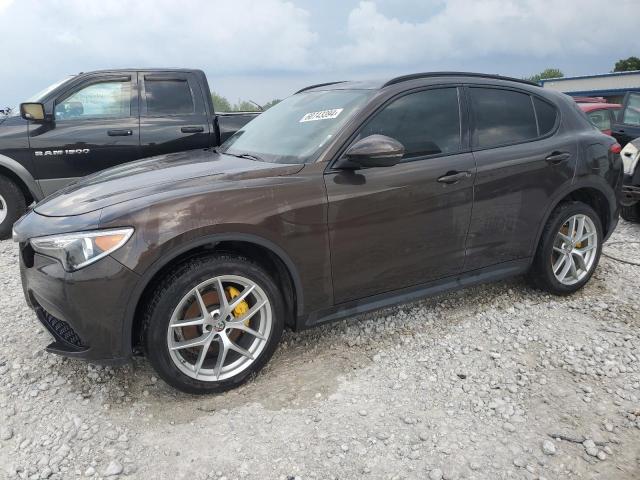 ZASFAKNN3J7C28744 - 2018 ALFA ROMEO STELVIO TI SPORT BROWN photo 1