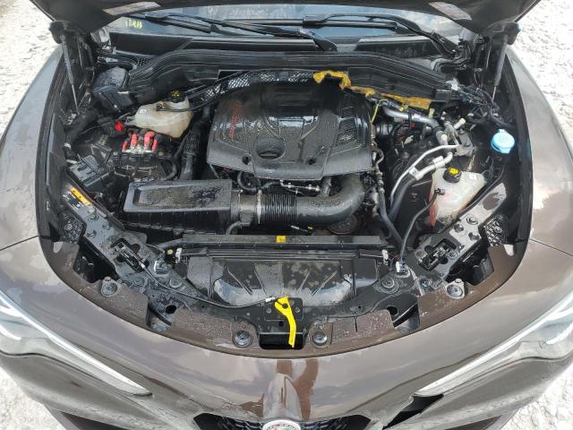 ZASFAKNN3J7C28744 - 2018 ALFA ROMEO STELVIO TI SPORT BROWN photo 12