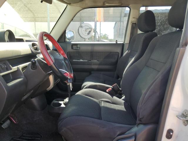 JTLKT324840135688 - 2004 TOYOTA SCION XB 白色 照片 7