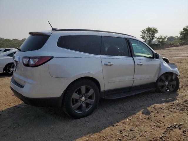 1GNKRHKD4HJ344425 - 2017 CHEVROLET TRAVERSE LT WHITE photo 3