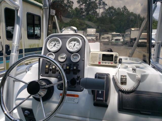 TRBF0130G506 - 2006 TRIUMPH CAR BOAT WHITE photo 8