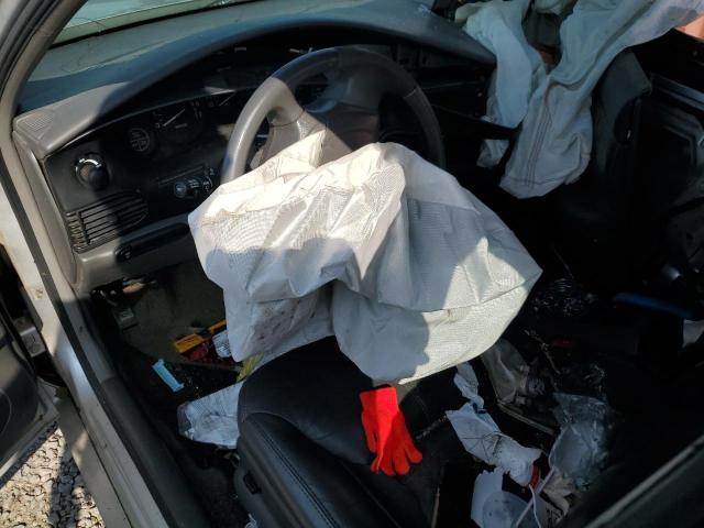 2G4WB55K821128548 - 2002 BUICK REGAL LS 银色 照片 8