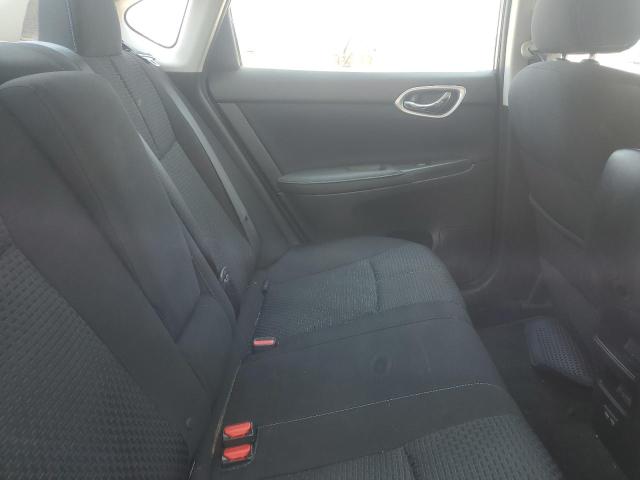 3N1AB7APXJY212014 - 2018 NISSAN SENTRA S GRAY photo 10